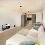 1 Bedroom In * Ostend